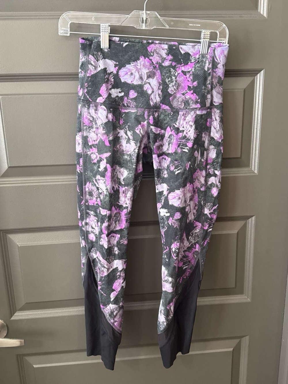 Lululemon Purple Floral Print High-Rise Athletic Leggings Size 6